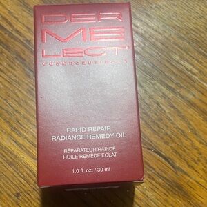 Dermelect Cosmeceuticals Radiance Remedy Oil - Red